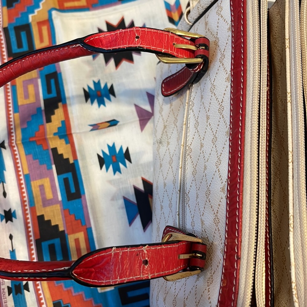 Misty Collection Red Handled Handbag - Picture 6 of 10